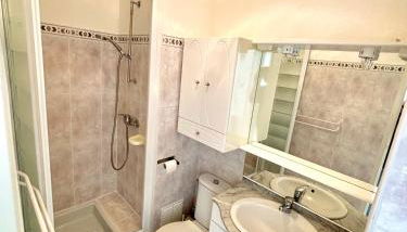 Appartement confort 20 mètre mer - Foto 5, towels, Shower