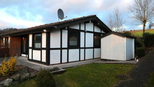 Ferienhaus Henneseeblick - Lake - View - Terrace - Hils - Wood - WIFI - Foto 4