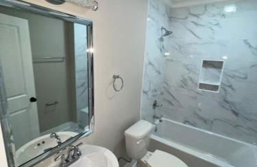 Downtown Baton Rouge 7BR Haven - Foto 38