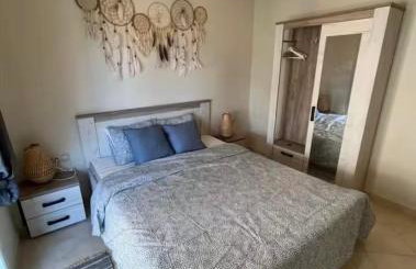 King George - Photo 25