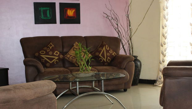 Coin salon dans le hall