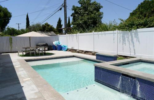 Lux 6BedRoom Villa with Salted Pool, Hot tub and near Disneyland - Foto 2