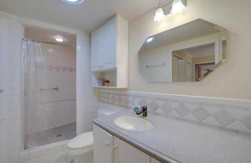 Spacious North Carolina Retreat - Patio and Fire Pit - Foto 18