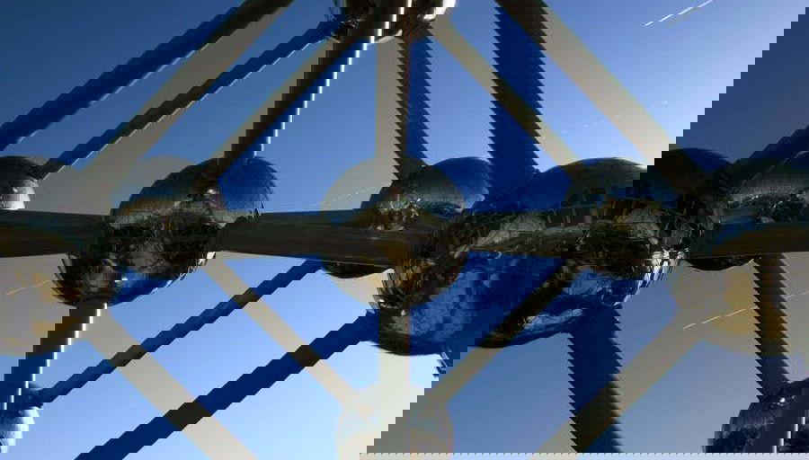 Autobús turístico de Bruselas - Foto 1