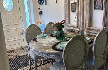 The Art House By The Sea - Photo 63