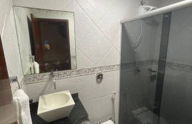 Casa em Bairro Nobre a 5 Minutos da Praia - Foto 25