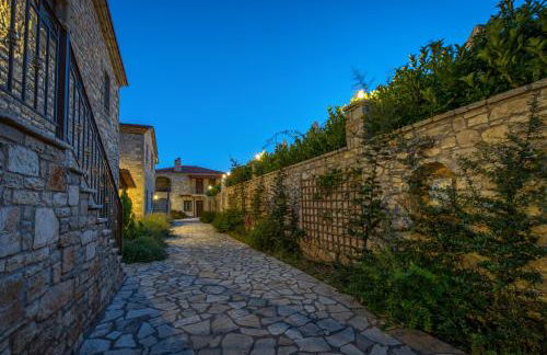 Omalia Village - Photo 4