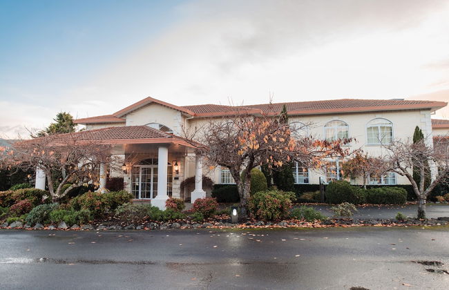 Aston Norwood - Photo 1