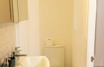 2 Bedroom Flat by Haggerston Station - Foto 8