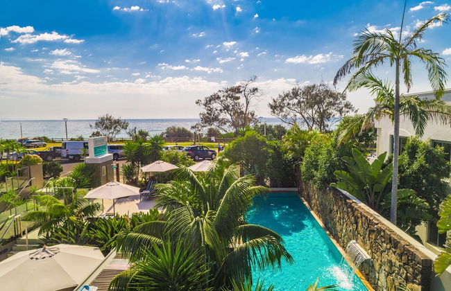 Bayview Beachfront Apartments, in town right on the beach - Foto 1