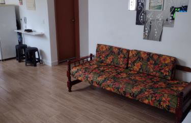 Luias, apartamento ao lado do shopping plaza e atacadão com wi-fi , tv grátis van na porta - Photo 7