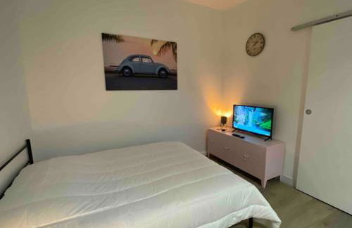 V1 lumineux studio plein centre - 5 min Golfech - Foto 3