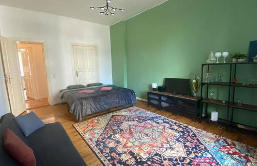 Stylish 2-room Apartment with Balcony Next to East Side Gallery - Foto 28