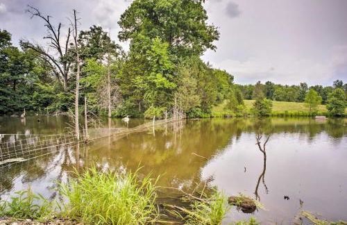 Cozy Missouri Retreat with Pool, Pond and Fire Pit! - Foto 26