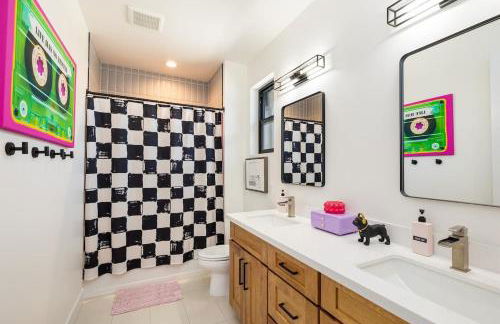 Flagstaff Barbie Dream House - Photo 37