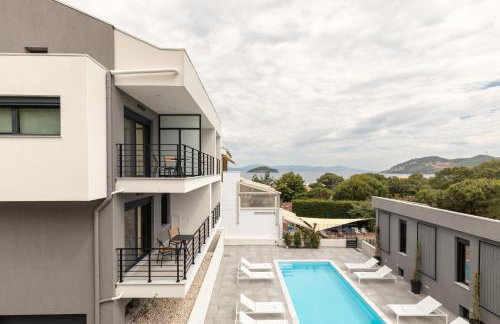 Cove Suites Apartment - Photo 23