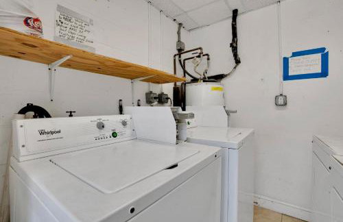 Sunset Corner - Beach View & Heated Pool! - Foto 27