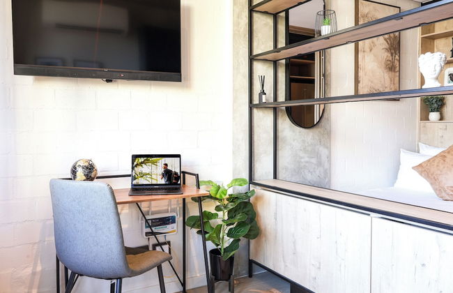 THREE43 on B - Fluent Serviced Apartments - Foto 53