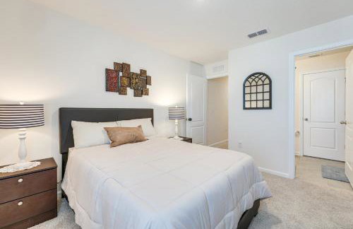 4 Mi to EverBank Stadium! Stylish Suburban Retreat - Foto 22