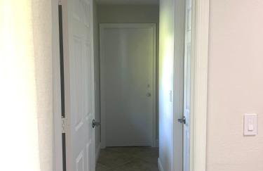 Cozy home with private entrance! - Foto 10