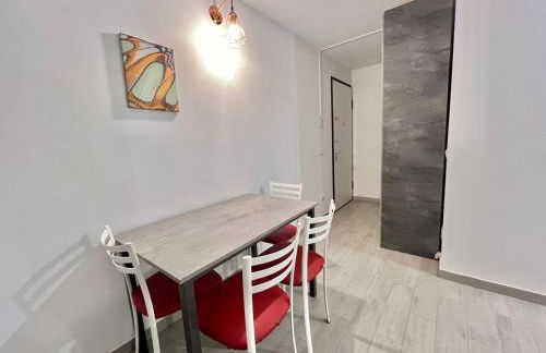 Abruzzi Home, delizioso appartamento e confortevole accanto a Metropolitana Linea Verde, con parcheggio gratuito in strada - Photo 13