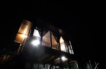 Chalé Pakere Bellavista - visão magnífica do vale e montanhas a mais de mil metros de altitude, wi-fi, sauna, piscina e água de nascente - locação do chalé sem prestação de serviços - Foto 18