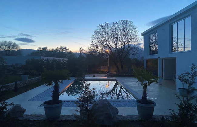 The Rock Star's Villa With Private Pool And Beach - Photo 16