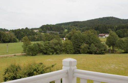 Idyllisch gelegene Ferienwohnung Franziska im Herzen des bayerischen Waldes - Foto 10