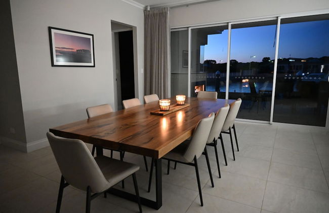 A Waterside Paradise - Foto 15