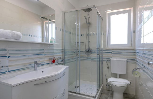 Villa on Brac Island Near Beach & Pool - Foto 16