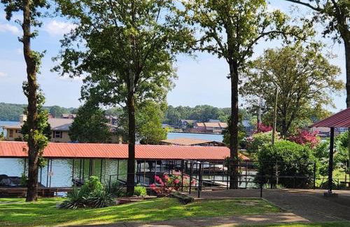 LAKEFRONT 7 MIN to OAKLAWN & 10 MIN to DOWNTOWN STR License #A22-0004 - Foto 8