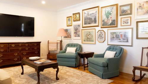 NEW Hugh St Hideaway with Pool - Foto 3