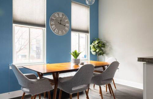 Family-Friendly 4BR Retreat Sleeps 12, Private Yard, Garage, Close to Stadiums, Casino & Downtown - Foto 11