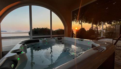 Holiday Apartment Lira jacuzzi - sea view- terrace - Foto 3