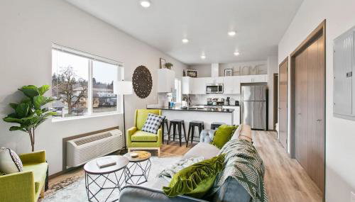 New 2 Bd 2 Bth Near Perry Dist and Downtown - Foto 2