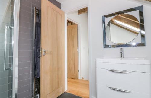 Grange Barn - Photo 17