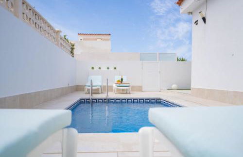 Ocean Vibes with sea view and private heated pool - Foto 8