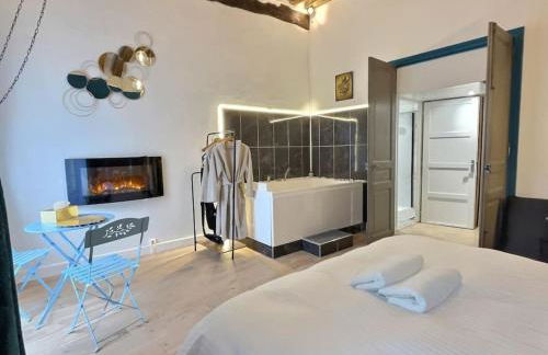 Suite bien être - jacuzzi et sauna / love room - Foto 14