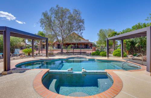 Idyllic Las Vegas Oasis with Outdoor Pool! - Foto 23