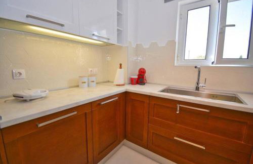 Potamos Deluxe White Apartment - Photo 2