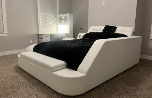 Enjoy Peace of Mind with a Modern Touch of Class - Foto 25