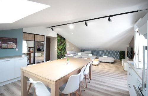 Verdun Centre - Full climatisation - 3 chambres - 7 couchages - 10 personnes - Parking Proche - Terrain 800m2 - Balnéothérapie - Air de jeux extérieurs - TOP CONFORT - Géré par PrestaZen'Services - Photo 10