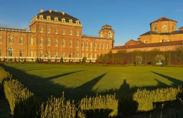 Little's Venaria - Photo 22