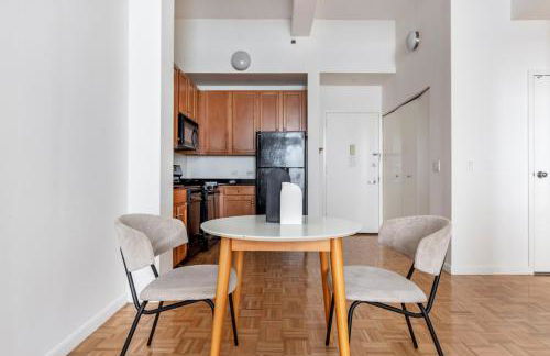 Fidi 1br w doorman wd nr south st seaport NYC-1306 - Foto 5