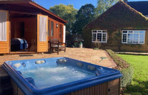 Exclusive 2 Bedroom Apartment with Summer House and Hot Tub - Foto 26