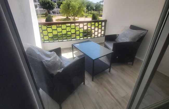 Stunning Sea Front Chalet In Tripoli - Foto 8