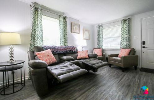 Cake By The Ocean Electric Recliners-Minutes From I-95 And Pembroke - Photo 4