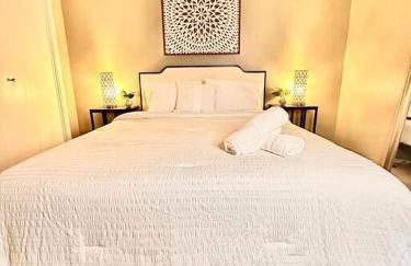 Short Walk to JSU Stadium, Hospitals, and Bars in Fondren - Foto 27