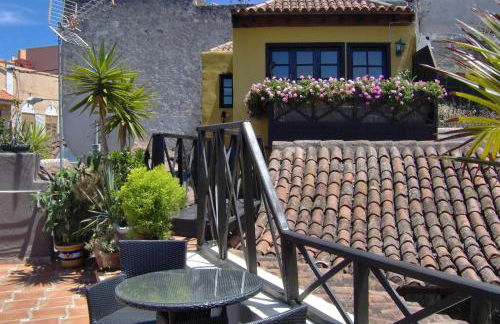 Apartment mit kleiner Innenhof-Terrasse im mediterranen Stil - Foto 24