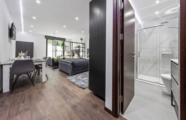 Huge Cosy Studio Family Sleeps 4 North West London - Foto 15